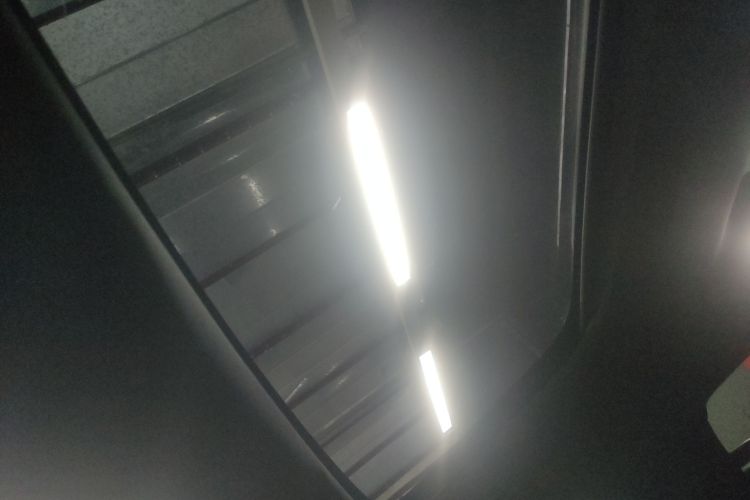 理想汽车 理想L8 2023款 Pro中控内饰22