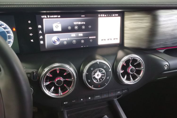 坦克300 2023款 2.0T 铁骑02中控内饰16