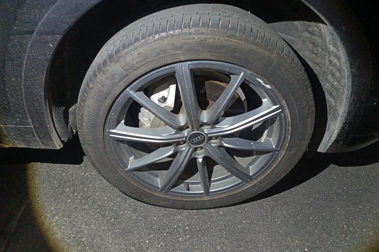 奥迪Q5L 2022款 40T 豪华致雅型车身外观10