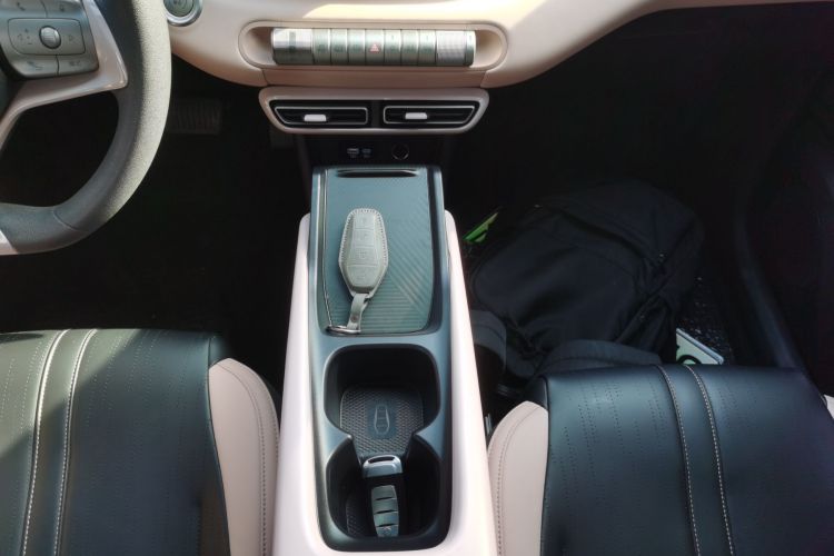 比亚迪 海鸥 2025款 305km 活力版中控内饰18