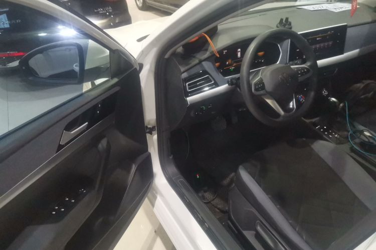 大众 朗逸 2023款 改款 1.5L 自动得逸版中控内饰20