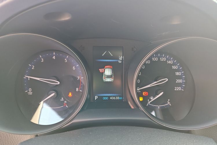 丰田C-HR 2021款 2.0L 豪华版中控内饰14