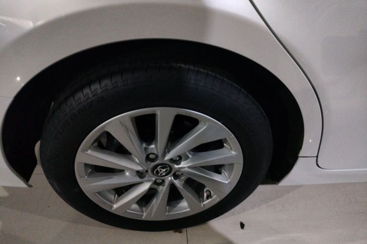 丰田 凯美瑞 2021款 2.0G 豪华版车身外观6008