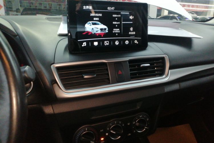 马自达3 昂克赛拉 2019款 云控版 两厢 1.5L 自动舒适型 国VI中控内饰16