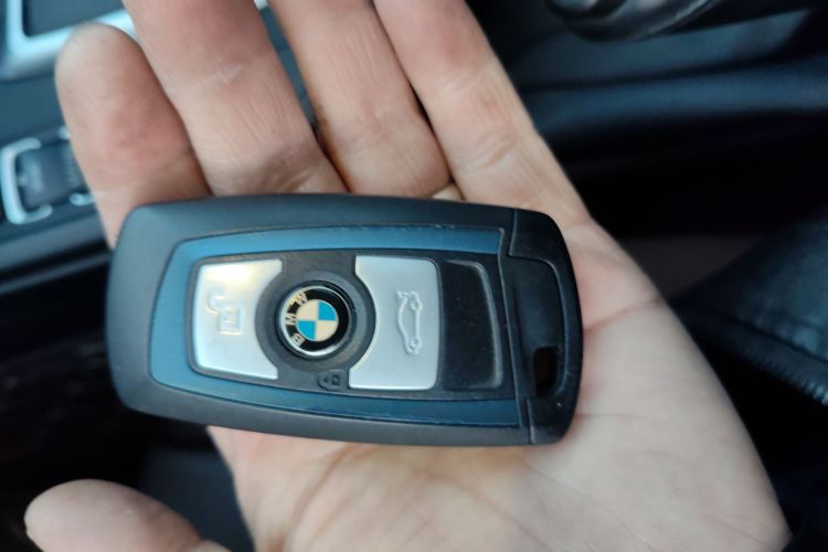 宝马3系 2019款 320Li M运动曜夜版中控内饰11