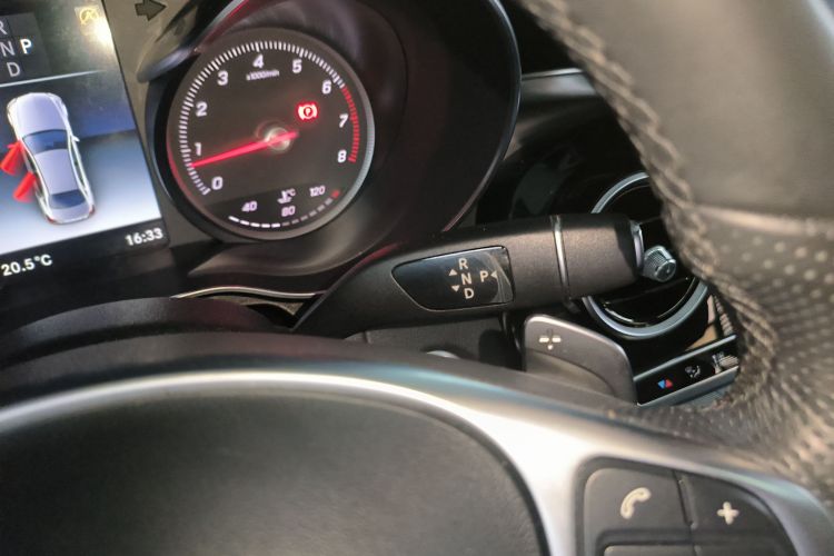 奔驰C级 2018款 C 200 成就特别版中控内饰18