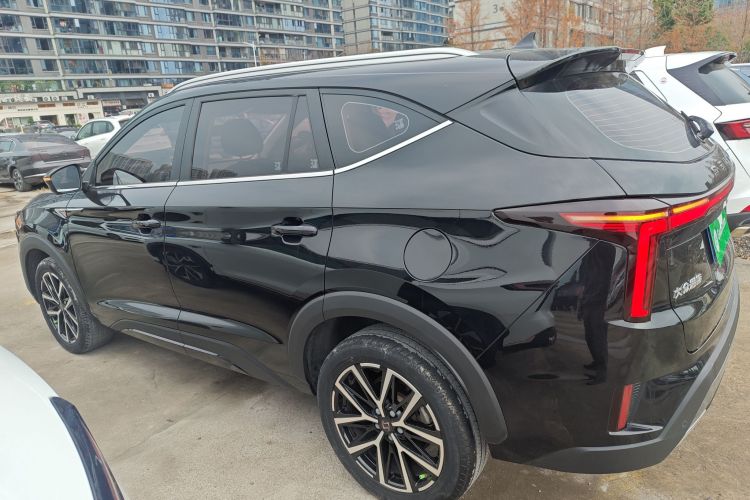 思皓X8 PLUS 2023款 1.5TGDI DCT智享版 7座车身外观4