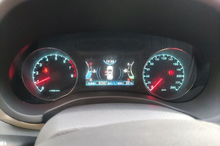 比亚迪 宋 2016款 盖世版 1.5TI 手动豪雅型局部细节14