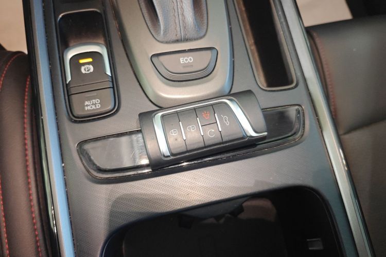 广汽传祺 传祺GS4 2020款 270T 自动智联科技版中控内饰11