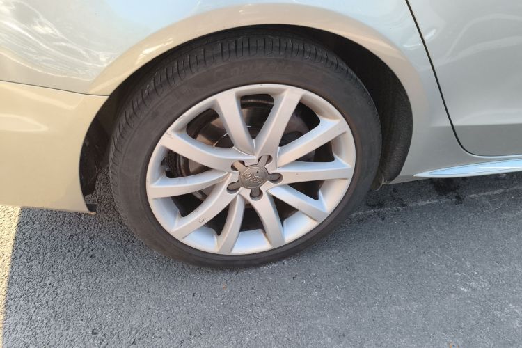 奥迪A4L 2016款 45 TFSI quattro个性运动型车身外观6008