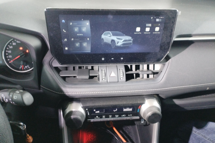 丰田 RAV4荣放 2023款 2.0L CVT两驱都市版中控内饰16