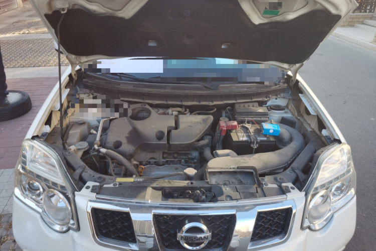 日产 奇骏 2012款 2.5L CVT豪华版 4WD局部细节24