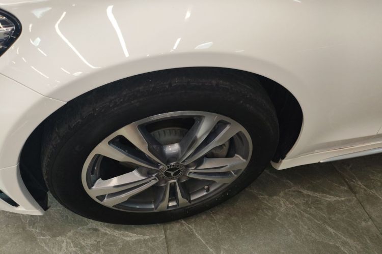 奔驰C级 2021款 C 200 L 时尚型运动版车身外观35