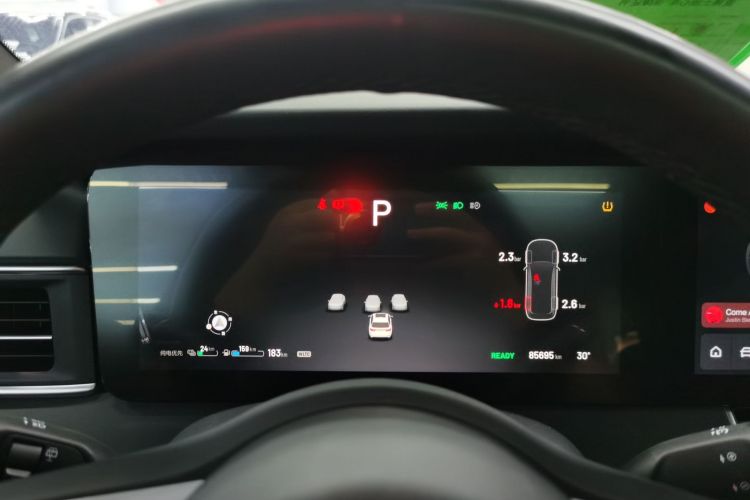 理想汽车 理想ONE 2021款 增程6座版局部细节14