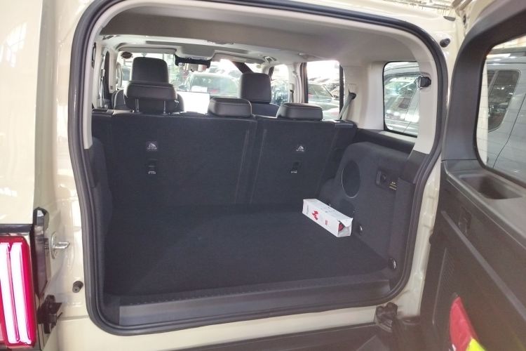 坦克300新能源 2025款 Hi4-T机舱底盘23