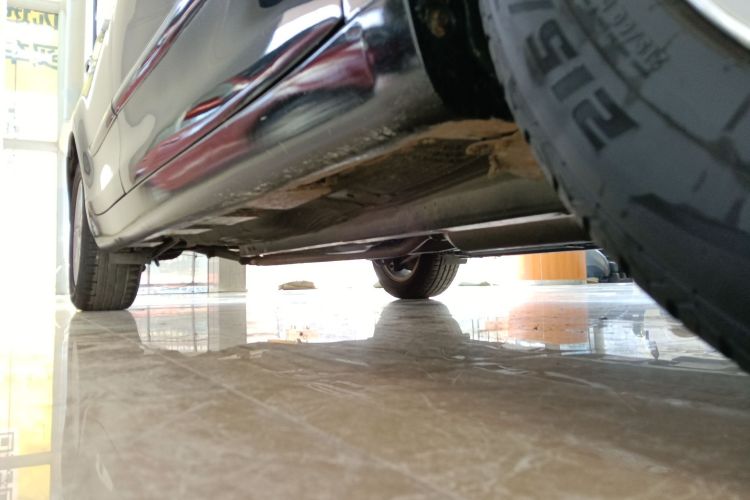 丰田 凯美瑞 2013款 200E 经典精英版局部细节9001