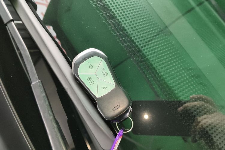 小鹏P7 2022款 625E中控内饰11