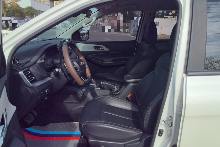 江铃 域虎7 2022款 2.0T自动柴油四驱舒享型标轴局部细节19