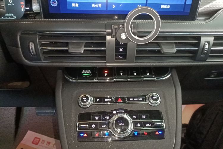 林肯 冒险家 2022款 2.0T 两驱尊享版中控内饰18