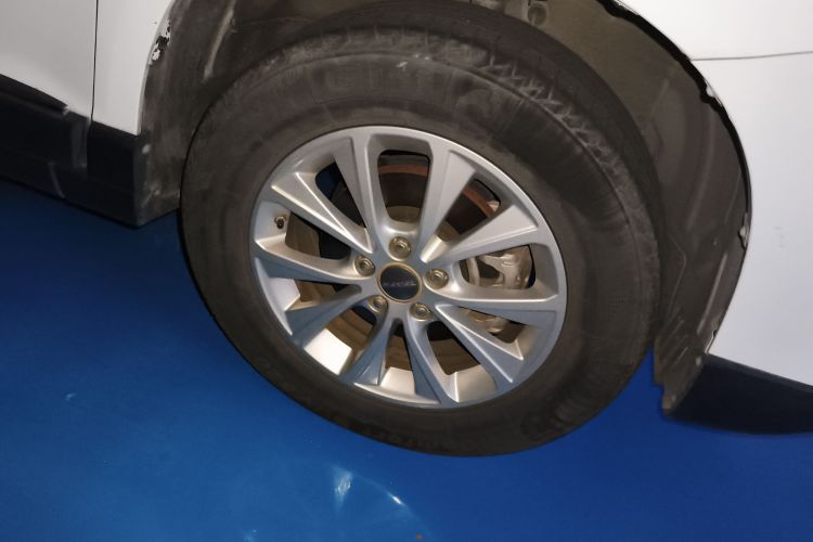 哈弗H6 2018款 蓝标 运动版 1.5T 自动两驱精英型车身外观10