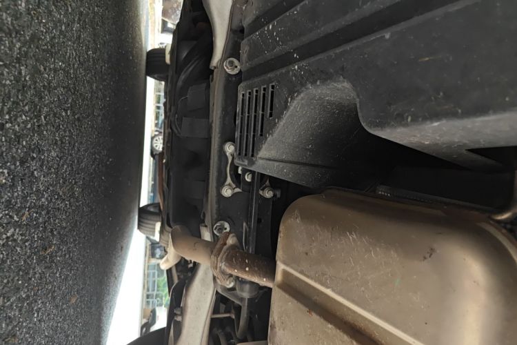 理想汽车 理想ONE 2021款 增程6座版局部细节9009