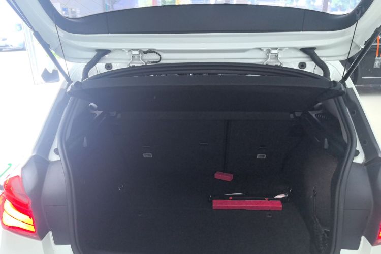 宝马1系(进口) 2016款 118i 领先型局部细节23