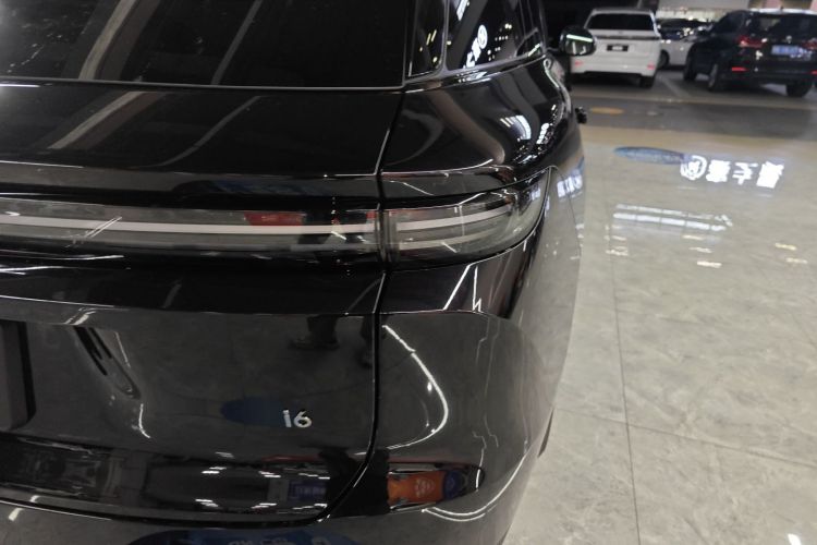 理想汽车 理想i6 2025款 两驱标准型车身外观6006
