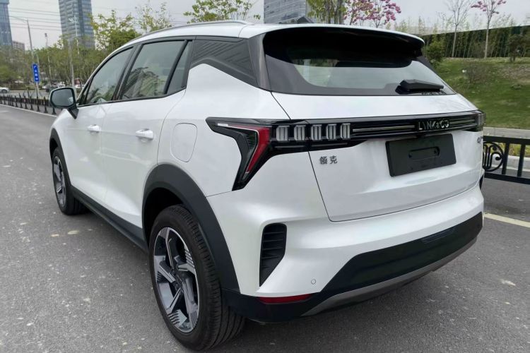 领克06 EM-P 2023款 1.5T Remix PHEV Pro车身外观4