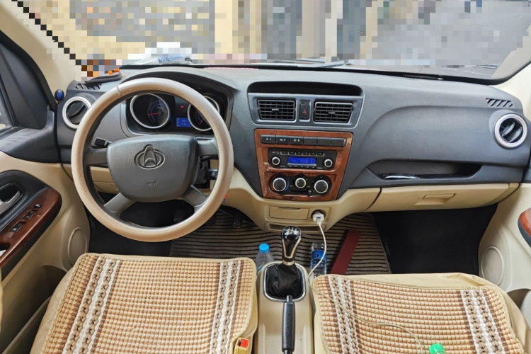 长安凯程 长安睿行M80 2014款 1.5L标准型4G15S中控内饰12