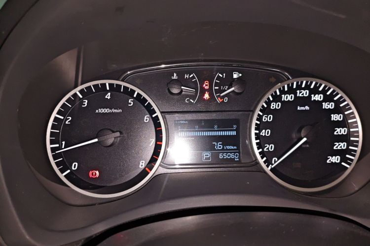 日产 轩逸 2018款 1.6XV CVT尊享版中控内饰14