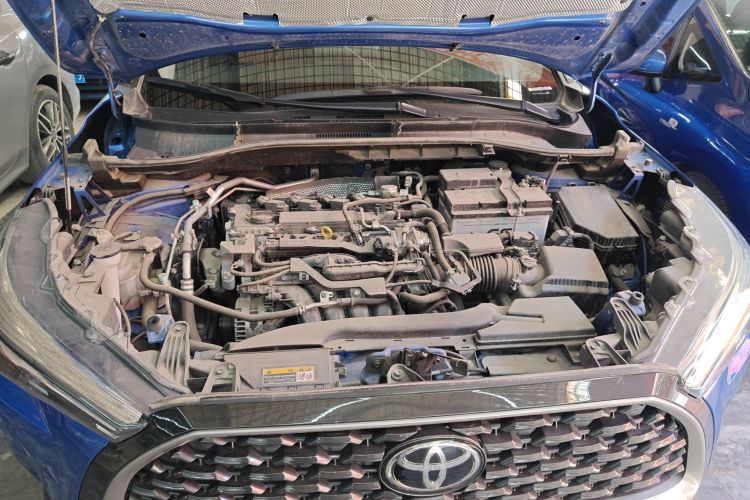 丰田 卡罗拉锐放 2022款 2.0L 豪华版机舱底盘24