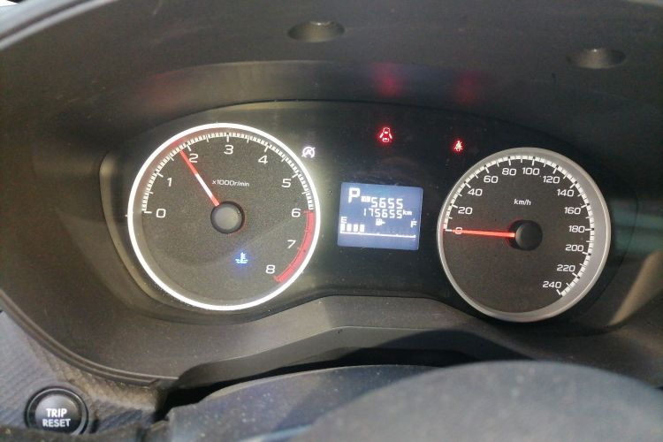 斯巴鲁 森林人 2020款 2.0i 豪华版中控内饰14