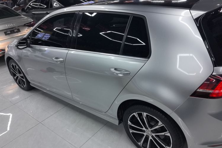 大众 高尔夫 2016款 1.4TSI 自动R-Line车身外观4