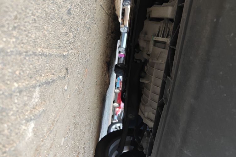 零跑汽车 零跑T03 2022款 炫晶版局部细节9008