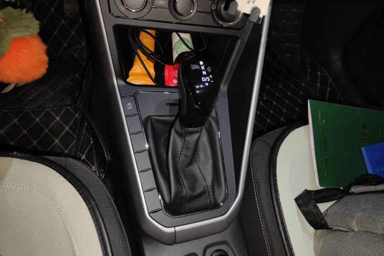 大众 Polo 2021款 Plus 1.5L 自动全景乐享版中控内饰18