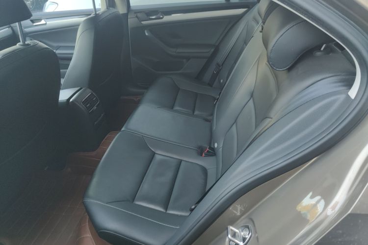 大众 速腾 2015款 1.6L 手动舒适型中控内饰21