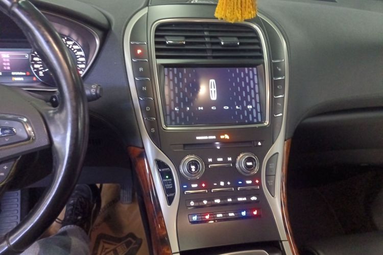 林肯MKX 2017款 2.7T 四驱尊耀版局部细节16