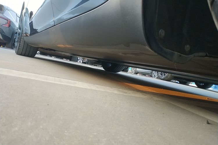 特斯拉 Model Y 2021款 标准续航后驱版局部细节9002