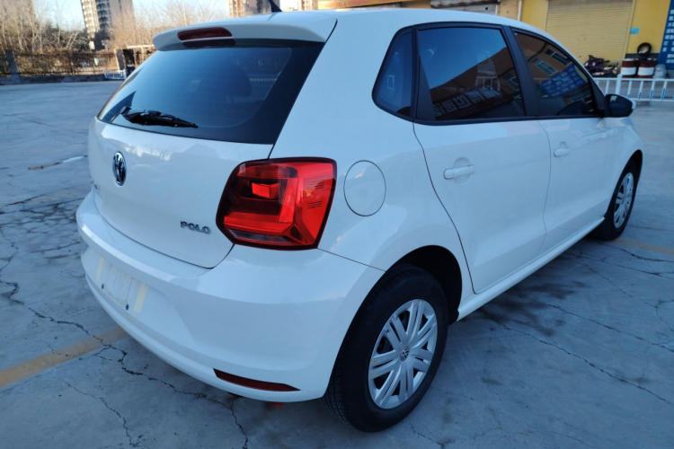 大众 Polo 2016款 1.4L 手动风尚型车身外观7