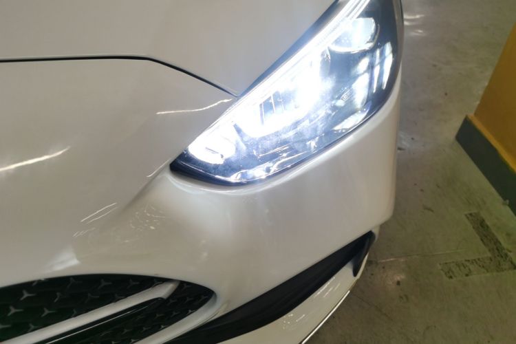 奔驰C级 2022款 改款 C 260 L 运动版局部细节36