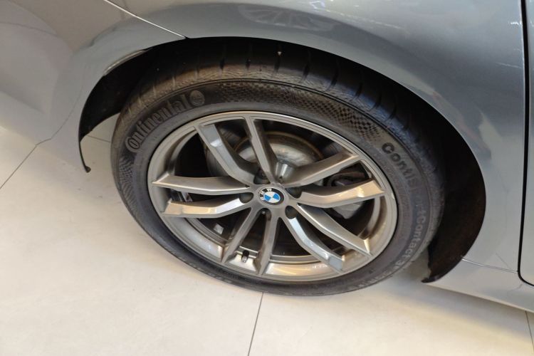 宝马5系(进口) 2018款 525i M运动套装车身外观6008