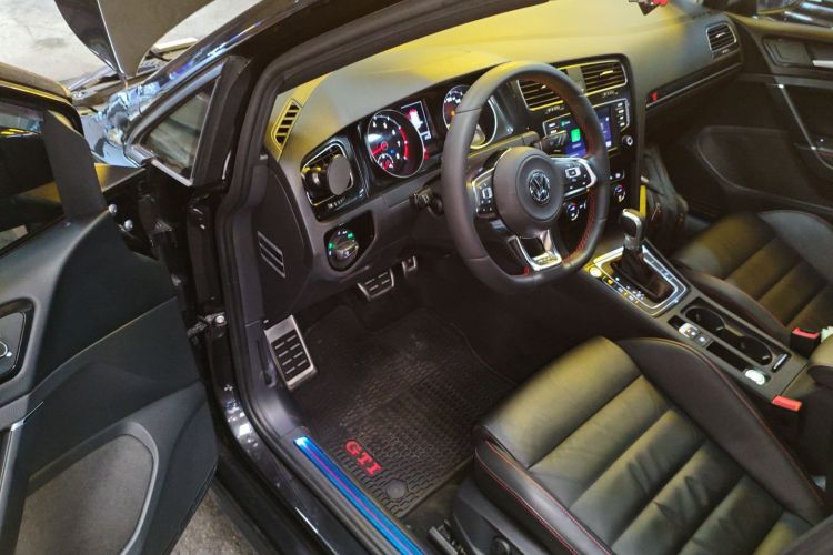 大众 高尔夫GTI 2016款 2.0TSI GTI中控内饰20