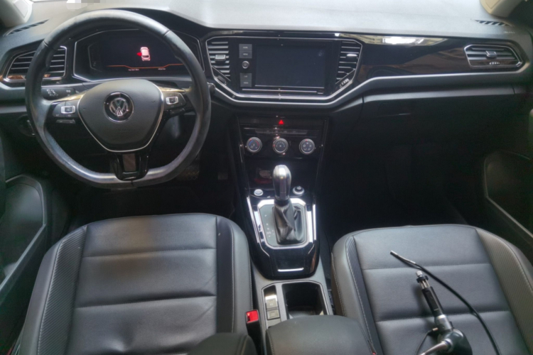 大众 T-ROC探歌 2020款 280TSI DSG两驱舒适型中控内饰12