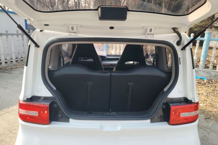 五菱汽车 宏光MINIEV 2020款 轻松款 磷酸铁锂机舱底盘23