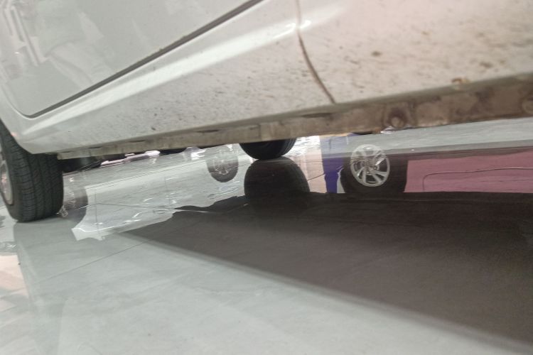 凌宝汽车 凌宝uni 2022款 超甜版局部细节9001