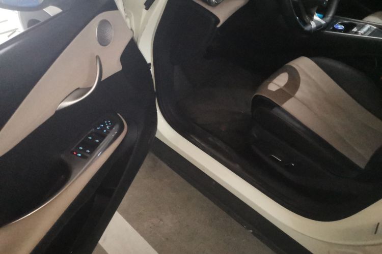 比亚迪 海豚 2025款 420km 自由版中控内饰20