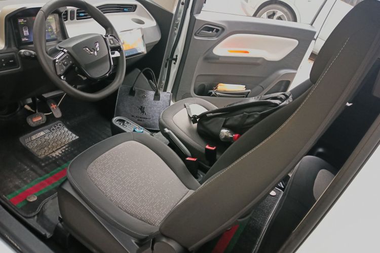 五菱汽车 宏光MINIEV 2020款 自在款 三元锂中控内饰19