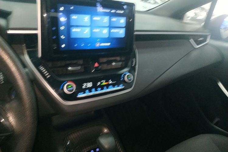 丰田 雷凌 2022款 双擎 1.8H E-CVT豪华版中控内饰16