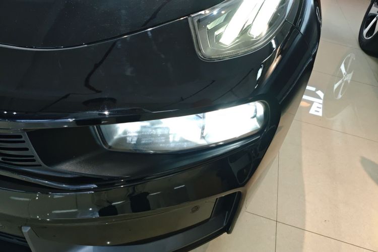 领克03 2021款 2.0TD 自动劲 冠军版局部细节36