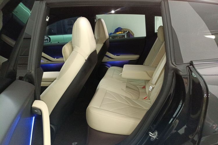 蔚来ET5T 2025款 75kWh Touring中控内饰7004